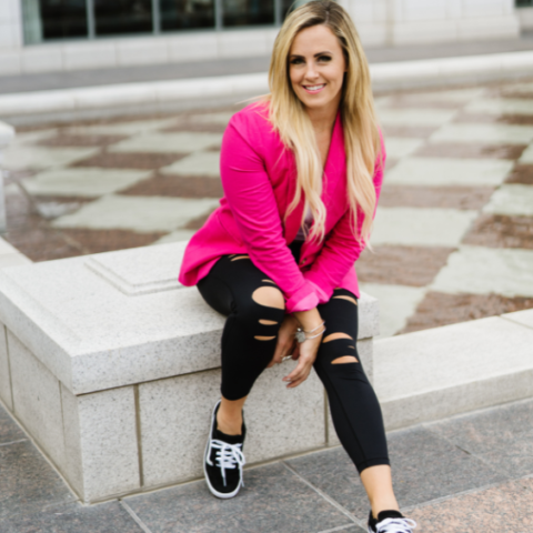 Sarah Marie | Best Brand Consultant, Empowering Women's Speaker | Be